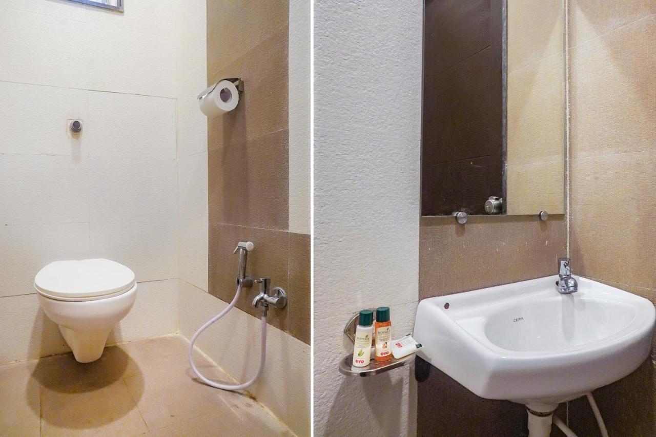 Oyo 15741 Z Inn Phursungi Esterno foto
