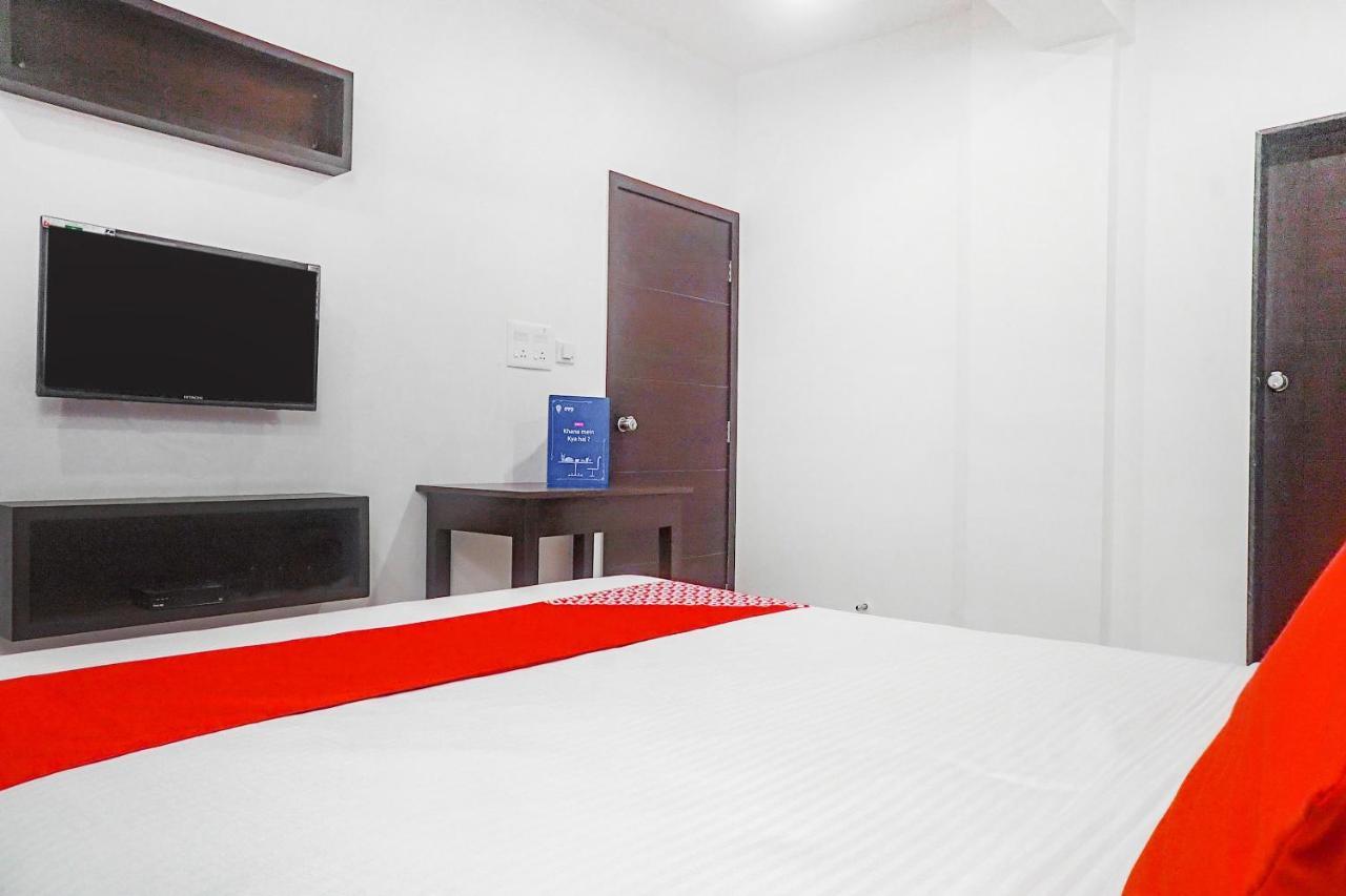 Oyo 15741 Z Inn Phursungi Esterno foto
